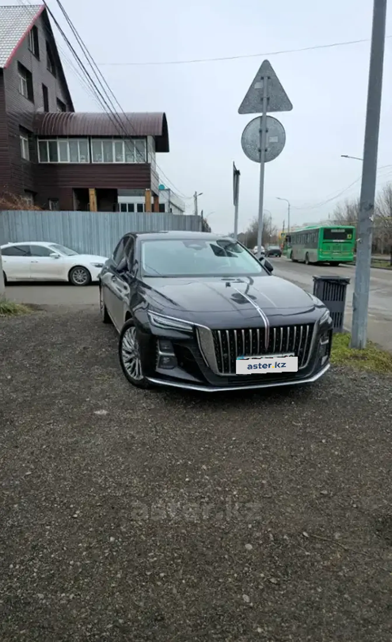 Hongqi H5 2024 года за 15 500 000 тг. в Алматы фото 1