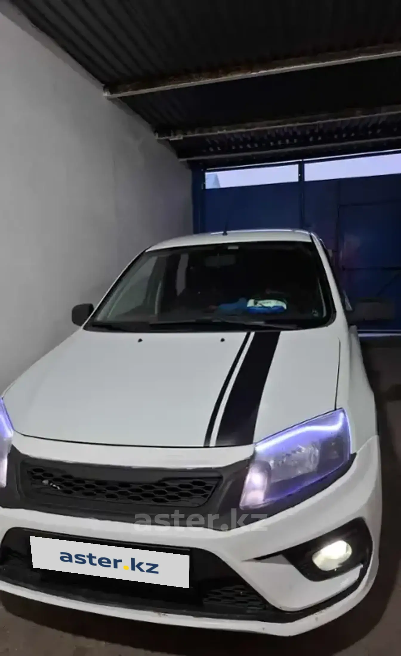 LADA (ВАЗ) Granta 2013 года за 2 100 000 тг. в Семей фото 1