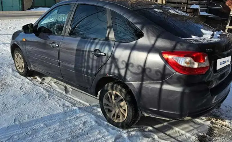 LADA (ВАЗ) Granta 2015 года за 2 600 000 тг. в Караганда