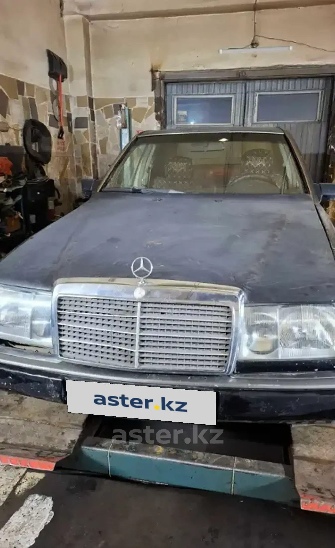 Mercedes-Benz W124 1990 года за 950 000 тг. в Караганда фото 1