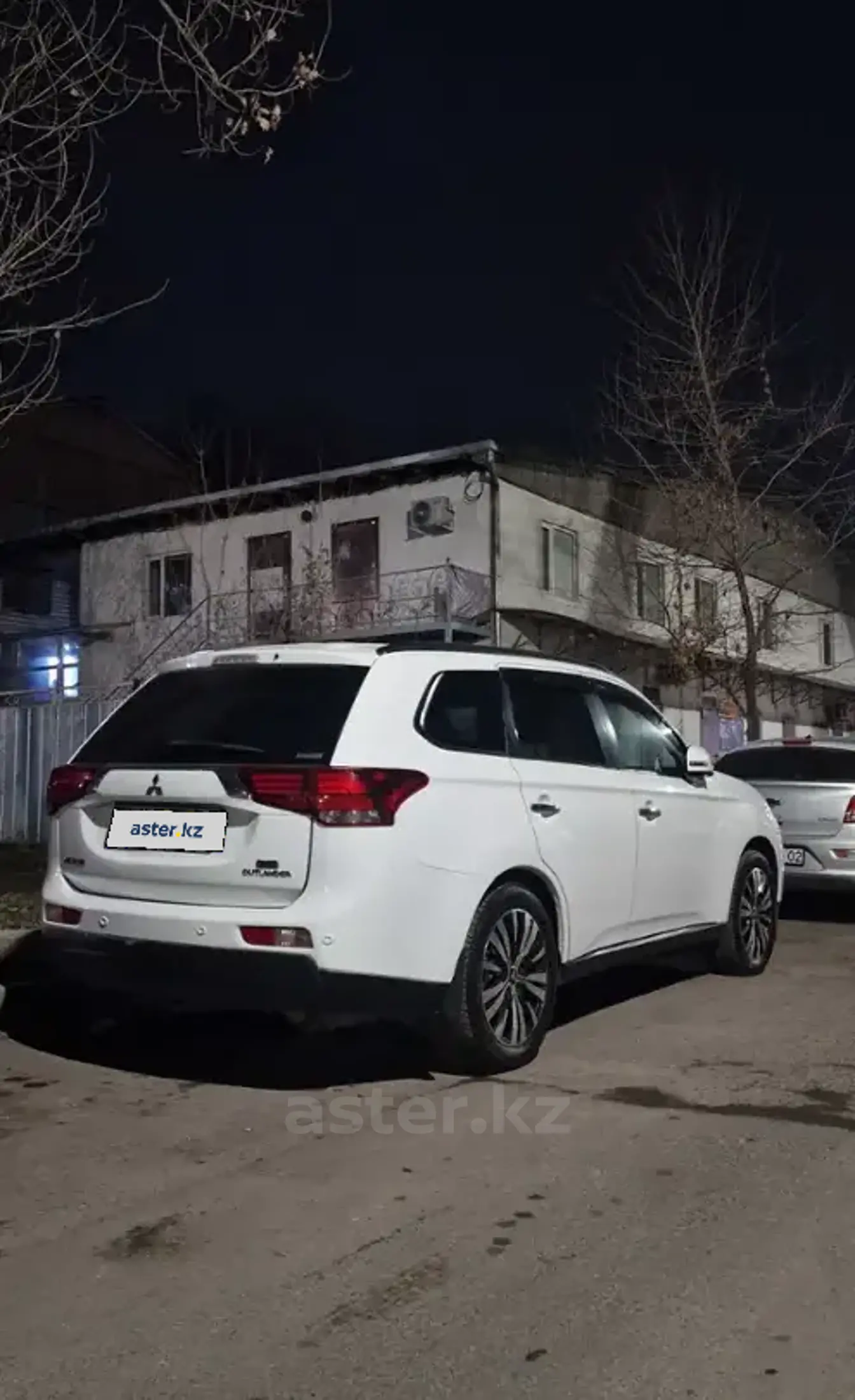 Mitsubishi Outlander 2013 года за 9 100 000 тг. в Алматы фото 4