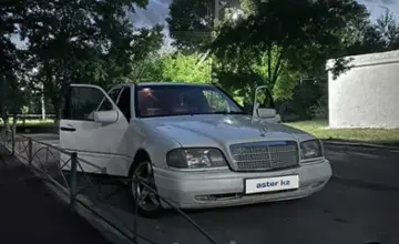 Mercedes-Benz C-Класс 1993 года за 1 000 000 тг. в Экибастуз фото 2