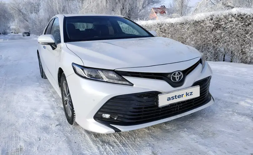 Toyota Camry 2019 года за 12 000 000 тг. в Западно-Казахстанская область фото 4