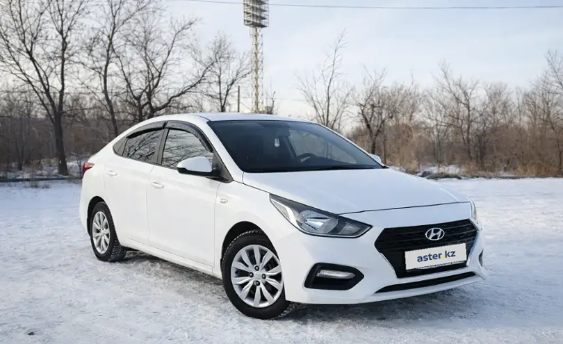 Hyundai Accent 2018 года за 4 800 000 тг. в Караганда фото 3