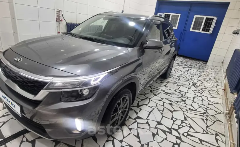 Kia Seltos 2021 года за 9 200 000 тг. в Карагандинская область фото 2