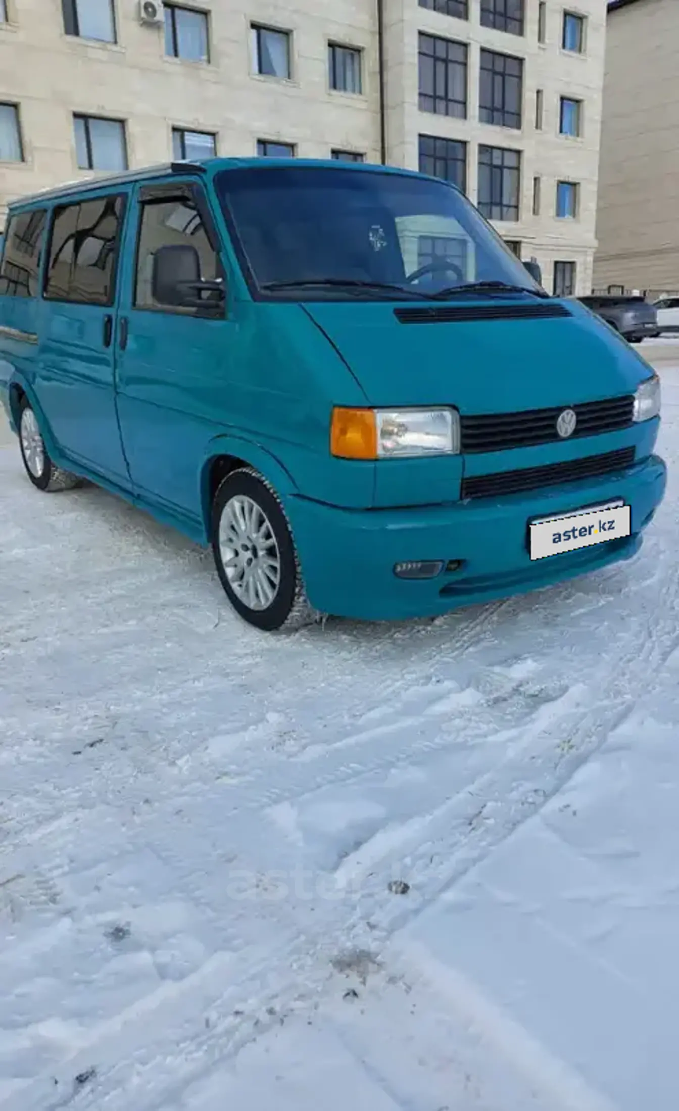 Volkswagen Multivan 1992 года за 5 400 000 тг. в Караганда фото 2