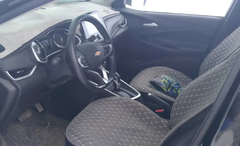 Chevrolet Onix 2023 года за 7 300 000 тг. в Западно-Казахстанская область фото 4