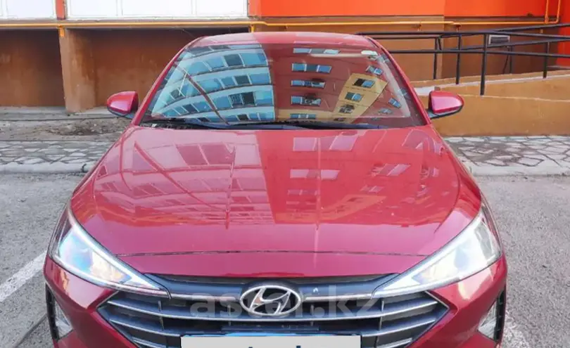 Hyundai Elantra 2019 года за 6 400 000 тг. в Атырау