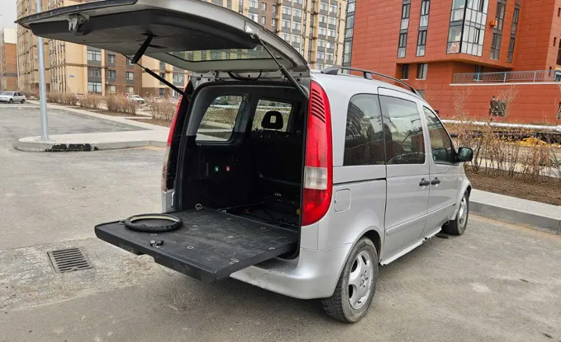 Mercedes-Benz Vaneo 2002 года за 1 800 000 тг. в Астана фото 4