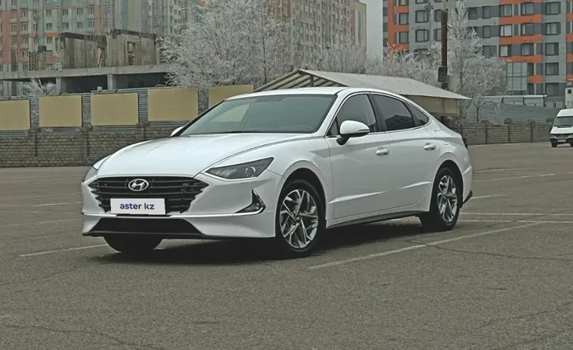 Hyundai Sonata 2023 года за 10 850 000 тг. в Алматы