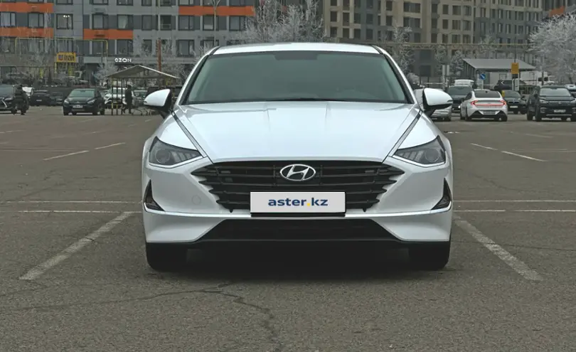 Hyundai Sonata 2023 года за 10 600 000 тг. в Алматы фото 2