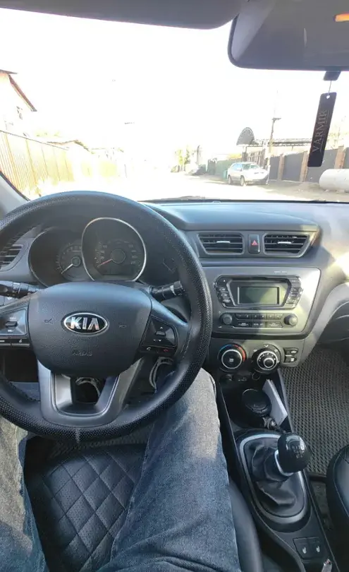 Kia Rio 2014 года за 4 000 000 тг. в Караганда фото 5