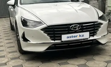 Hyundai Sonata 2023 года за 13 500 000 тг. в Алматы фото 1