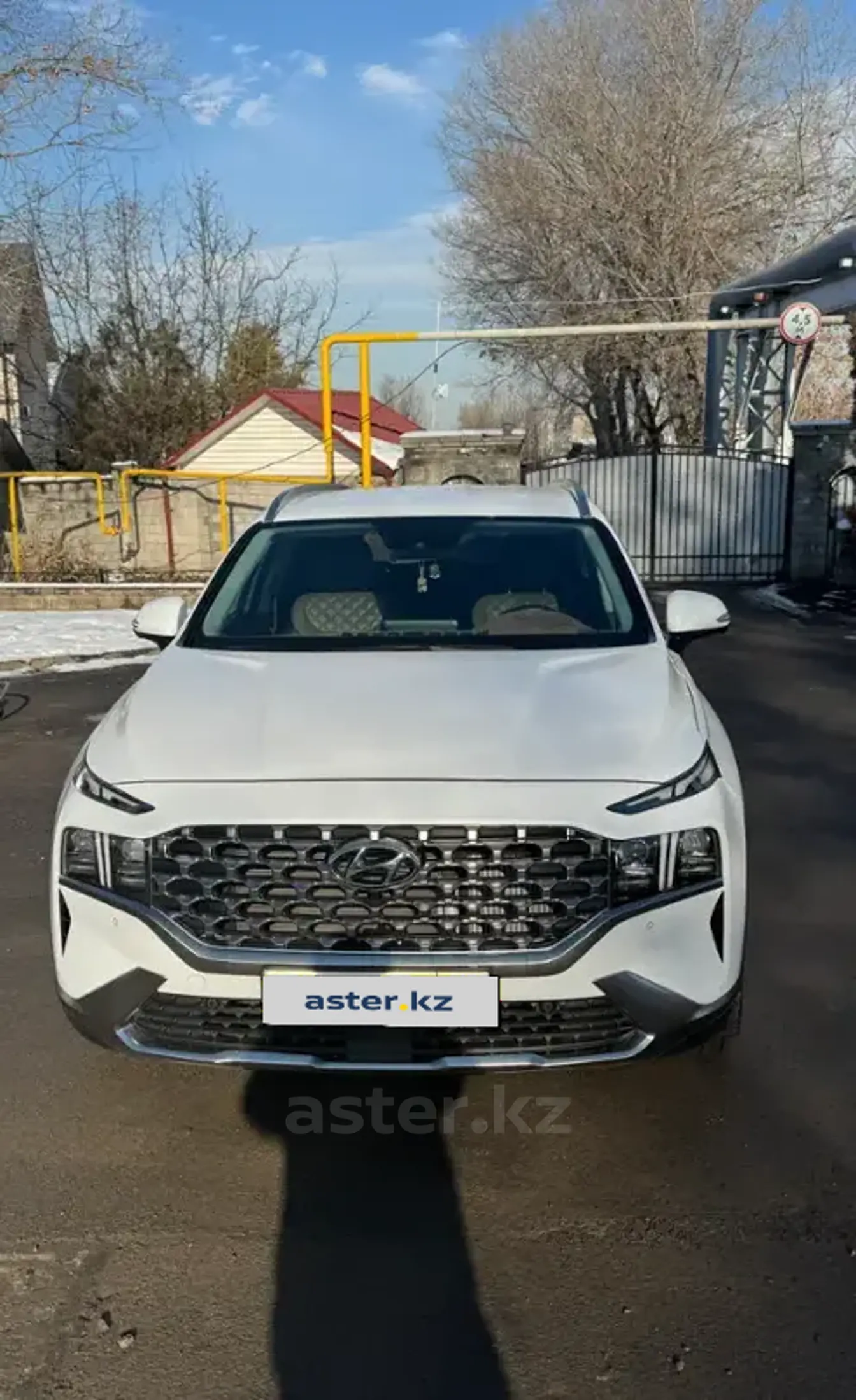 Hyundai Santa Fe 2022 года за 17 800 000 тг. в Алматы фото 2