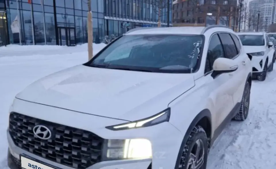 Hyundai Santa Fe 2023 года за 16 000 000 тг. в Астана