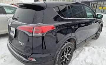 Toyota RAV4 2017 года за 10 000 000 тг. в Астана