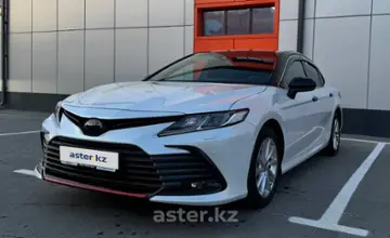 Toyota Camry 2023 года за 17 800 000 тг. в Астана фото 3