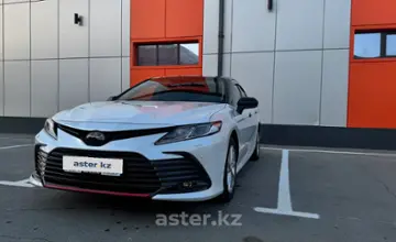Toyota Camry 2023 года за 17 800 000 тг. в Астана фото 2