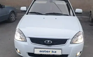 LADA (ВАЗ) Priora 2014 года за 3 800 000 тг. в Шымкент фото 2