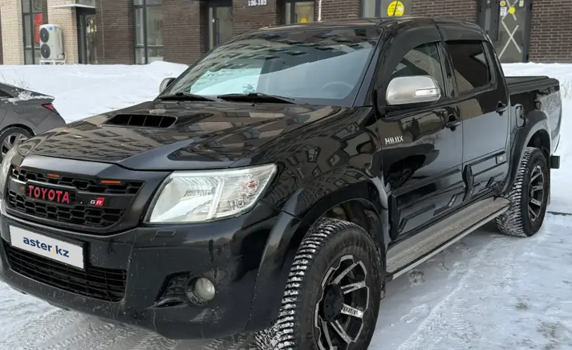 Toyota Hilux 2014 года за 10 300 000 тг. в Астана