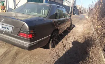 Mercedes-Benz E-Класс 1993 года за 1 600 000 тг. в Алматы