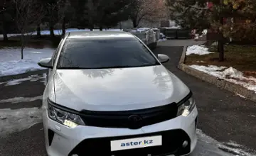 Toyota Camry 2017 года за 8 800 000 тг. в Шымкент фото 4