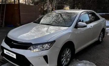 Toyota Camry 2017 года за 8 800 000 тг. в Шымкент фото 2