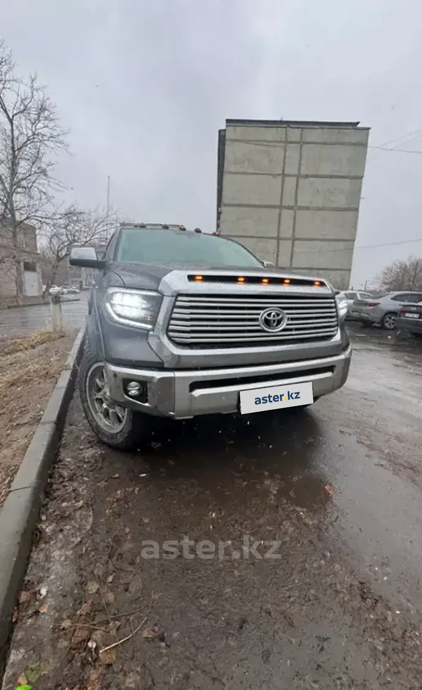 Toyota Tundra 2014 года за 29 000 000 тг. в Павлодар фото 4