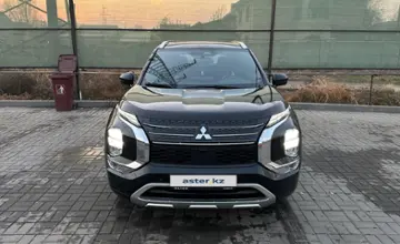 Mitsubishi Outlander 2023 года за 17 000 000 тг. в Алматы фото 1