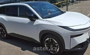 Toyota bZ3X 2025 года за 14 400 000 тг. в Павлодар фото 2