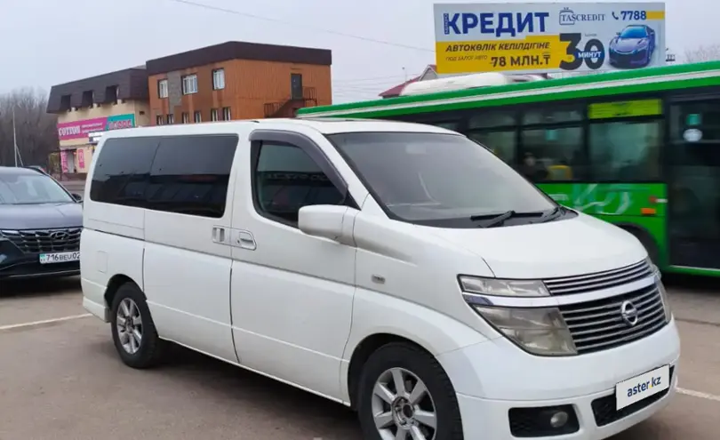 Nissan Elgrand 2002 года за 6 000 000 тг. в Алматы