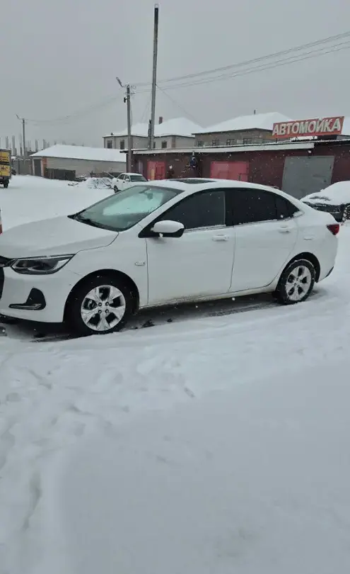 Chevrolet Onix 2024 года за 6 500 000 тг. в Астана фото 1