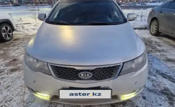Kia Cerato 2012 года за 4 500 000 тг. в Астана фото 2