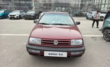 Volkswagen Vento 1993 года за 1 800 000 тг. в Шымкент фото 2
