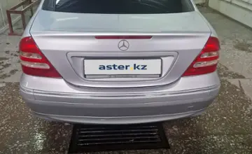 Mercedes-Benz C-Класс 2002 года за 4 150 000 тг. в Караганда