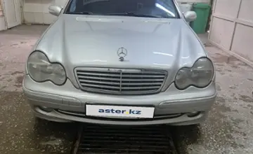 Mercedes-Benz C-Класс 2002 года за 4 150 000 тг. в Караганда фото 1