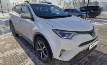 Toyota RAV4 2018 года за 12 500 000 тг. в Астана фото 3