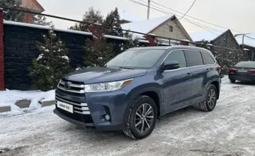 Toyota Highlander 2018 года за 18 500 000 тг. в Алматы фото 1