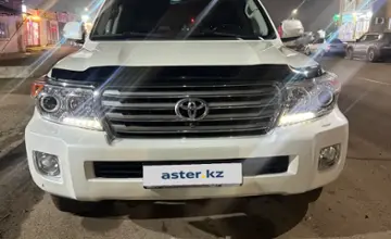 Toyota Land Cruiser 2013 года за 22 000 000 тг. в Астана фото 3