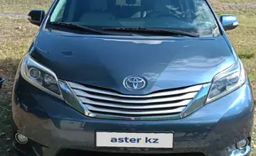 Toyota Sienna 2015 года за 14 000 000 тг. в Алматы фото 1