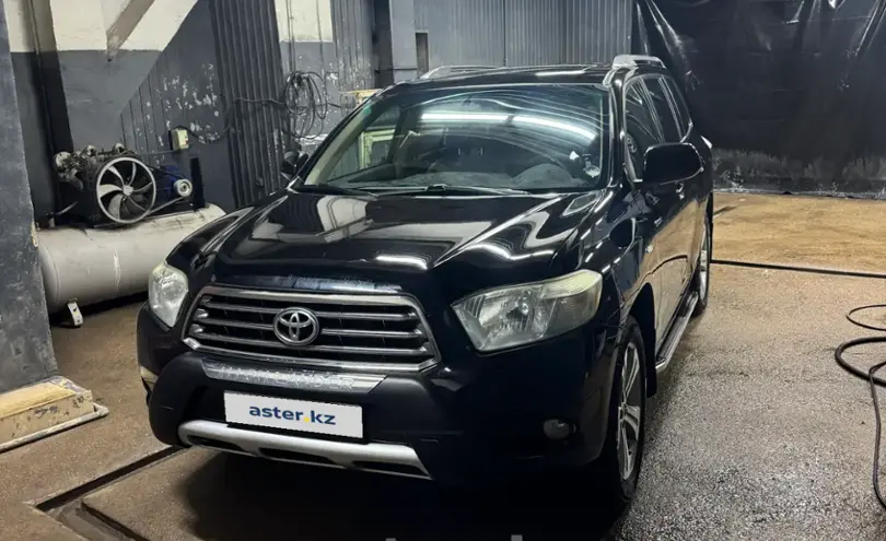 Toyota Highlander 2011 года за 10 900 000 тг. в Астана фото 1