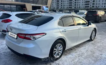 Toyota Camry 2019 года за 12 500 000 тг. в Астана фото 4