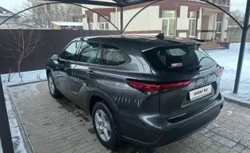 Toyota Highlander 2022 года за 27 000 000 тг. в Алматы