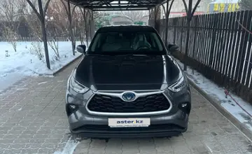 Toyota Highlander 2022 года за 27 000 000 тг. в Алматы фото 1