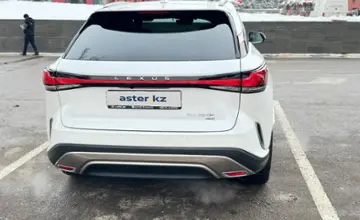 Lexus RX 2023 года за 37 500 000 тг. в Алматы