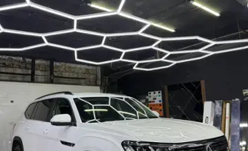 Volkswagen Teramont 2021 года за 27 000 000 тг. в Астана фото 1