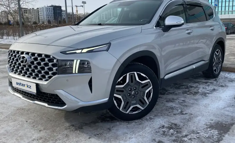 Hyundai Santa Fe 2022 года за 16 190 000 тг. в Астана
