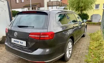 Volkswagen Passat 2019 года за 9 435 000 тг. в Алматы фото 2