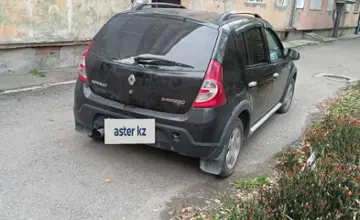 Renault Sandero 2012 года за 2 700 000 тг. в Усть-Каменогорск фото 3