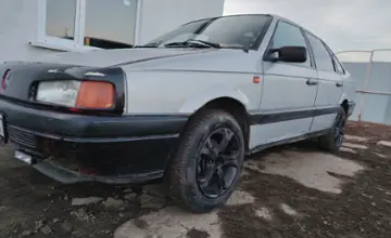 Volkswagen Passat 1992 года за 695 000 тг. в Уральск фото 1